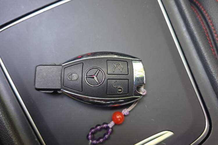 Used Mercedes-Benz CLA 2018 CLA 220 4MATIC Vehicle Key