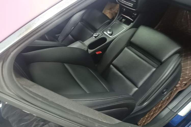 Used Mercedes-Benz CLA 2018 CLA 200 Style Edition Right Front Seat