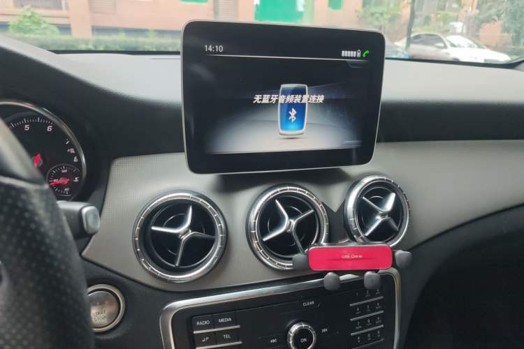 Used Mercedes-Benz CLA 2018 CLA 200 Style Edition Audio And AC Panel