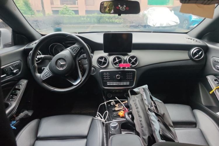 Used Mercedes-Benz CLA 2018 CLA 200 Style Edition Center Console