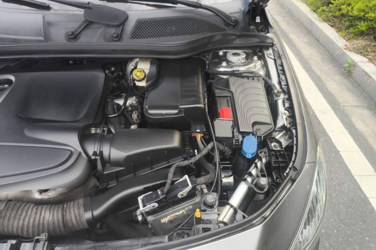 Used Mercedes-Benz CLA 2018 CLA 200 Sport Edition Engine Bay Left