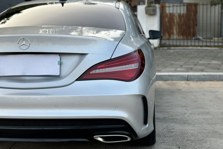 Used Mercedes-Benz CLA 2018 CLA 220 4MATIC Exterior 8