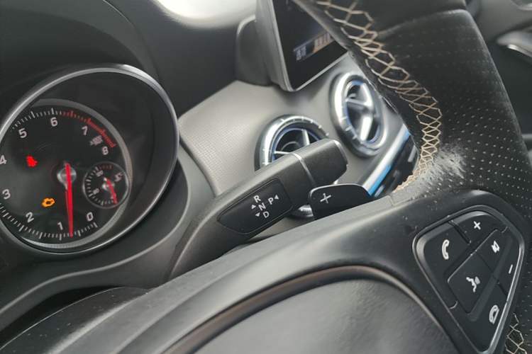 Used Mercedes-Benz CLA 2018 CLA 200 Sport Edition Gear Lever