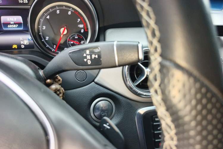 Used Mercedes-Benz CLA 2018 CLA 200 Style Edition Gear Lever