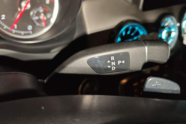 Used Mercedes-Benz CLA 2018 CLA 200 Style Edition Gear Lever