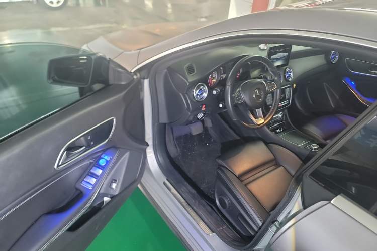 Used Mercedes-Benz CLA 2018 CLA 200 Sport Edition Interior 3