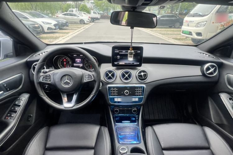 Used Mercedes-Benz CLA 2018 CLA 200 Sport Edition Interior 5