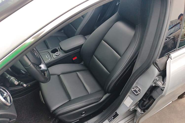 Used Mercedes-Benz CLA 2018 CLA 200 Style Edition Left Front Seat