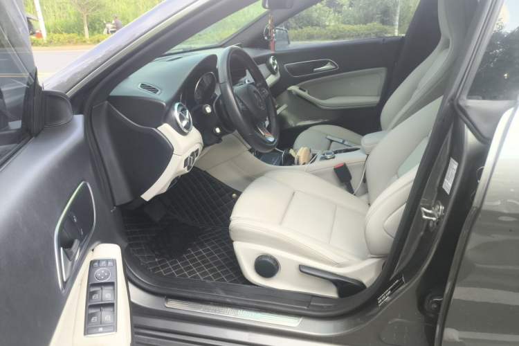 Used Mercedes-Benz CLA 2018 CLA 200 Sport Edition Left Front Seat