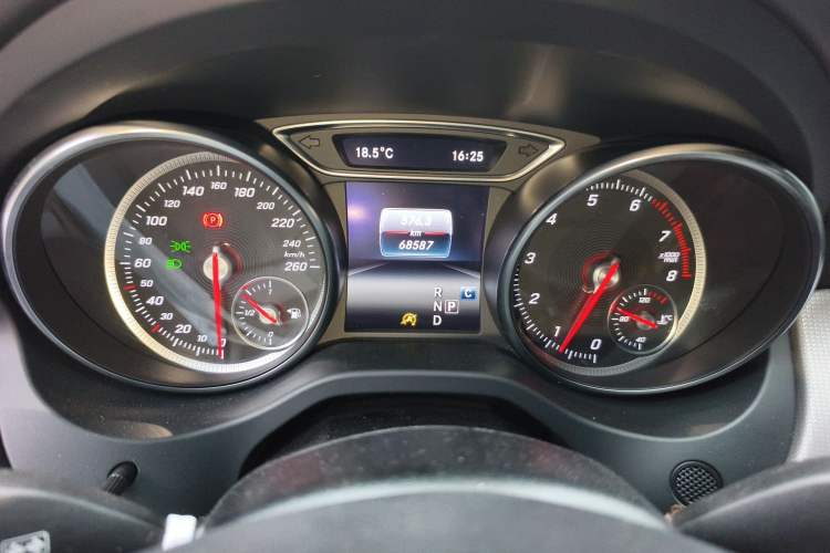 Used Mercedes-Benz CLA 2018 CLA 200 Style Edition Odometer Close Up