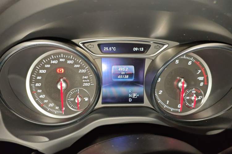Used Mercedes-Benz CLA 2018 CLA 200 Style Edition Odometer Close Up