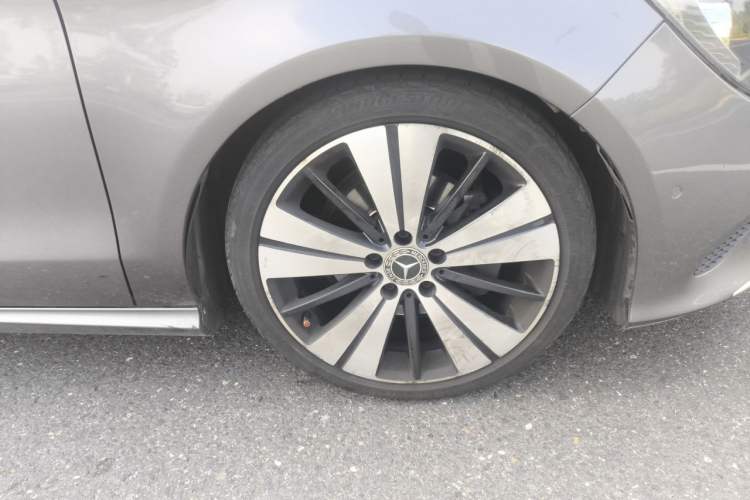Used Mercedes-Benz CLA 2018 CLA 200 Sport Edition Right Front Wheel Hub