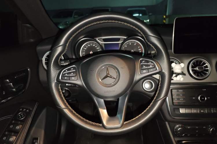 Used Mercedes-Benz CLA 2018 CLA 200 Style Edition Steering Wheel
