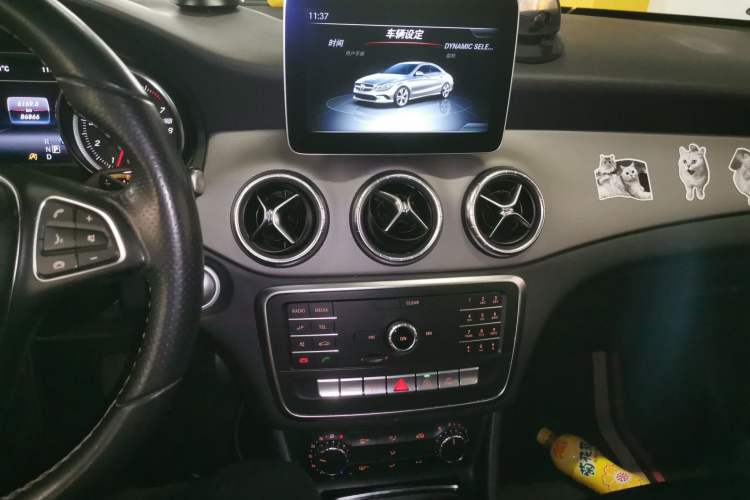 Used Mercedes-Benz CLA 2018 CLA 200 Style Edition Audio And AC Panel