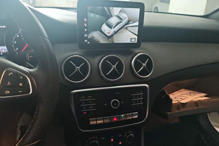 Used Mercedes-Benz CLA 2018 CLA 200 Sport Edition Audio And AC Panel
