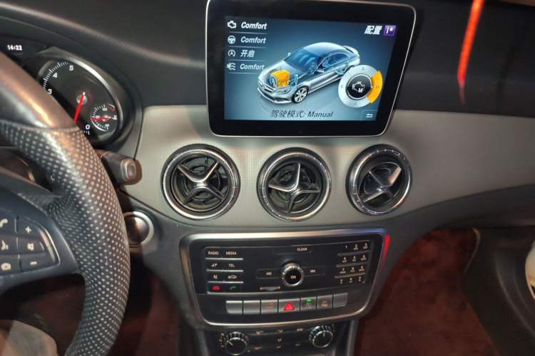 Used Mercedes-Benz CLA 2018 CLA 200 Sport Edition Audio And AC Panel