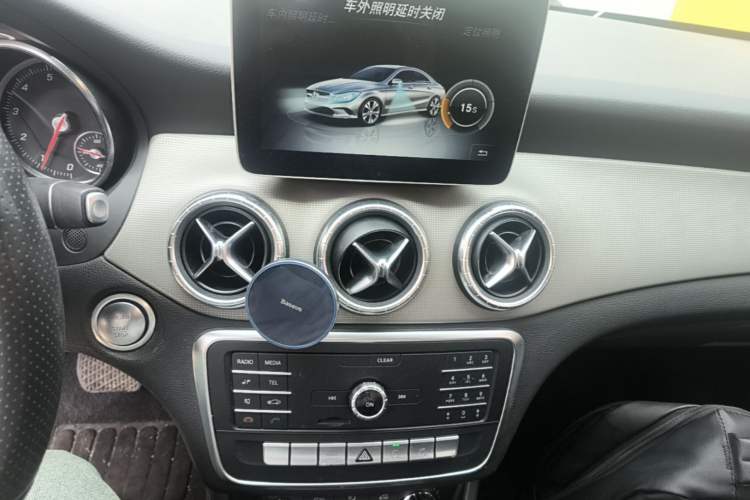 Used Mercedes-Benz CLA 2018 CLA 200 Style Edition Audio And AC Panel