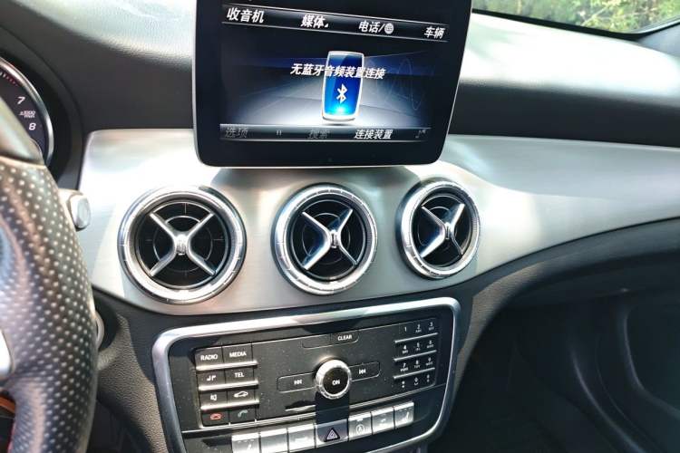 Used Mercedes-Benz CLA 2018 CLA 220 4MATIC Audio And AC Panel