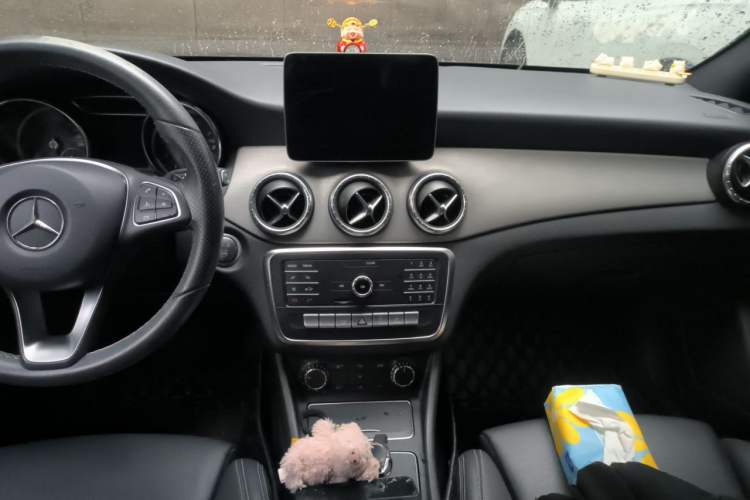 Used Mercedes-Benz CLA 2018 CLA 200 Sport Edition Audio And AC Panel