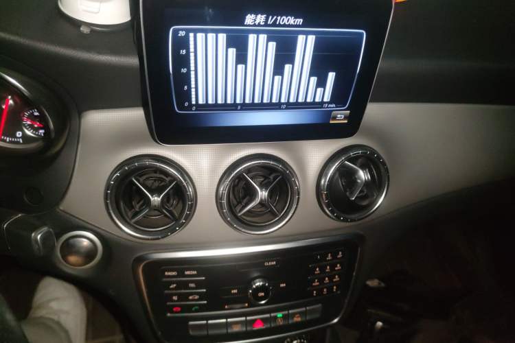 Used Mercedes-Benz CLA 2018 CLA 200 Sport Edition Audio And AC Panel