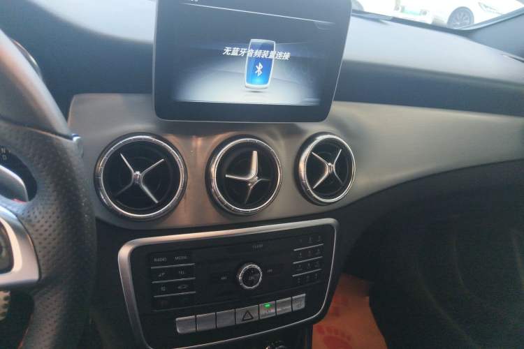 Used Mercedes-Benz CLA 2018 CLA 220 4MATIC Audio And AC Panel