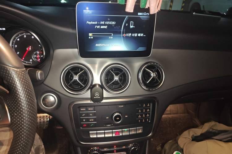 Used Mercedes-Benz CLA 2018 CLA 220 4MATIC Audio And AC Panel
