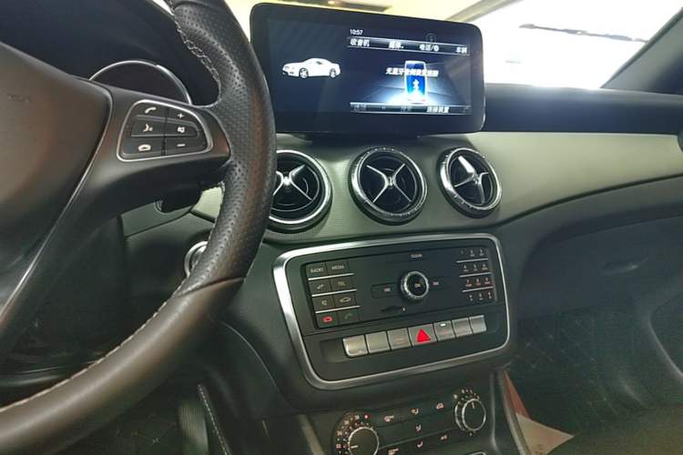 Used Mercedes-Benz CLA 2018 CLA 200 Sport Edition Audio And AC Panel