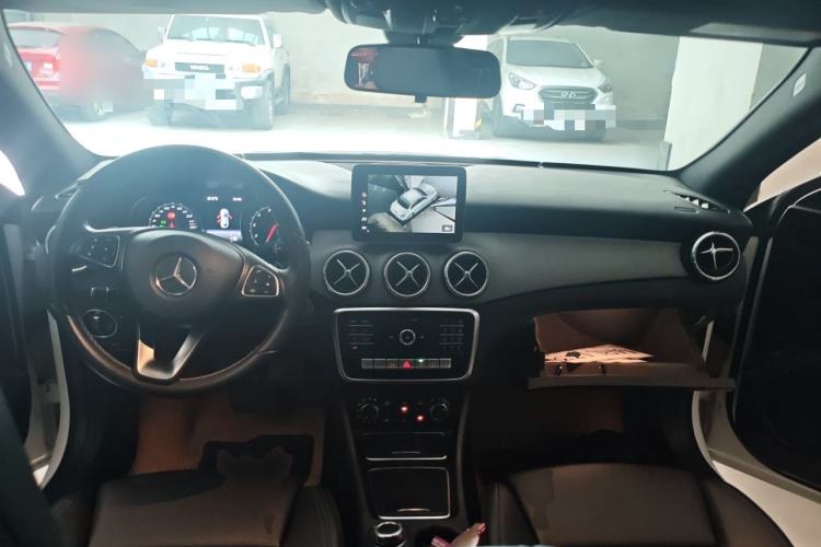 Used Mercedes-Benz CLA 2018 CLA 200 Sport Edition Center Console