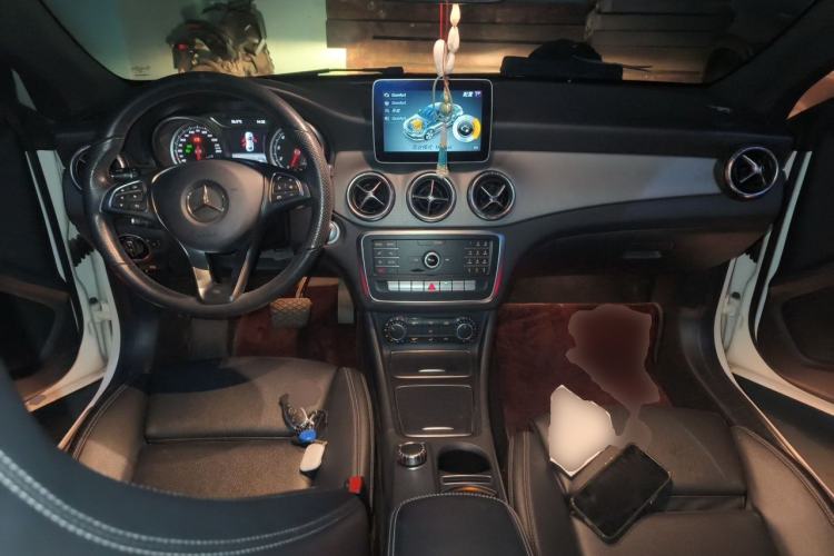 Used Mercedes-Benz CLA 2018 CLA 200 Sport Edition Center Console