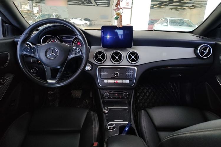 Used Mercedes-Benz CLA 2018 CLA 200 Sport Edition Center Console