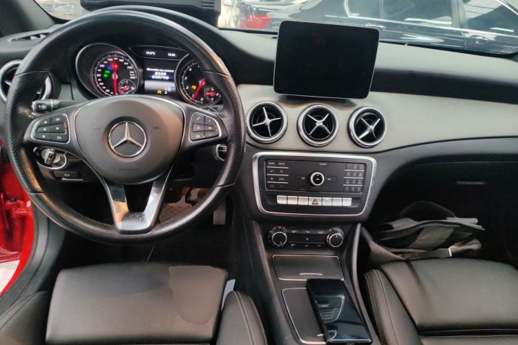 Used Mercedes-Benz CLA 2018 CLA 200 Sport Edition Center Console