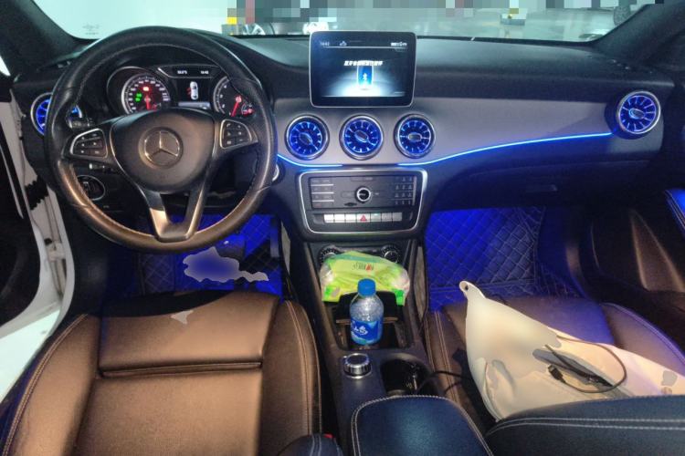 Used Mercedes-Benz CLA 2018 CLA 200 Style Edition Center Console