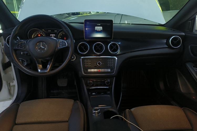 Used Mercedes-Benz CLA 2018 CLA 180 Center Console