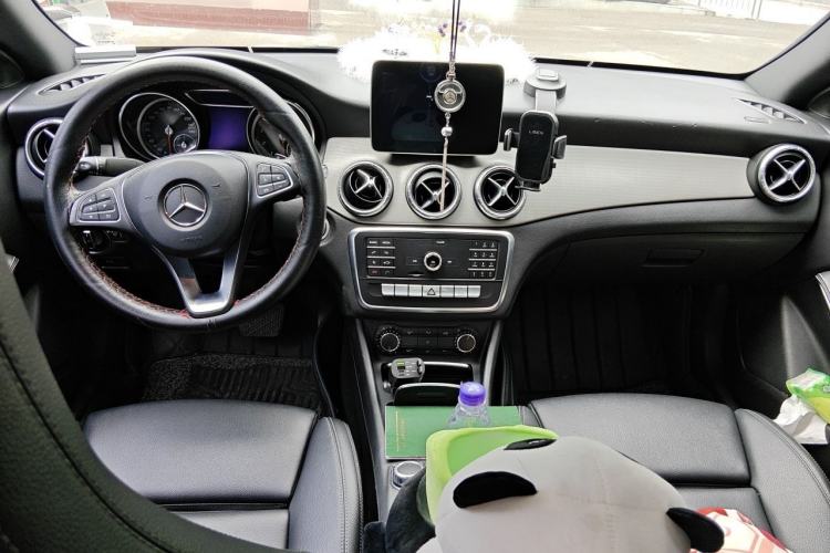 Used Mercedes-Benz CLA 2018 CLA 200 Sport Edition Center Console