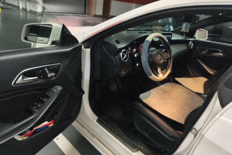 Used Mercedes-Benz CLA 2018 CLA 200 Style Edition Driver Seat