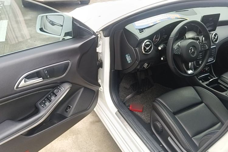 Used Mercedes-Benz CLA 2018 CLA 200 Sport Edition Driver Seat