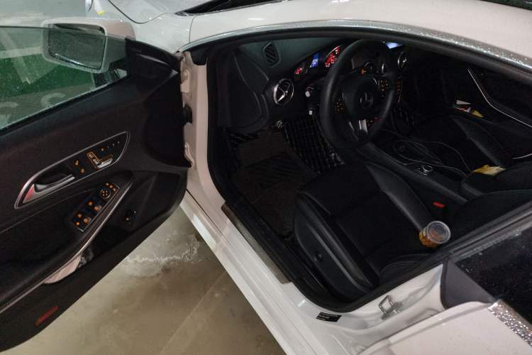 Used Mercedes-Benz CLA 2018 CLA 200 Style Edition Driver Seat