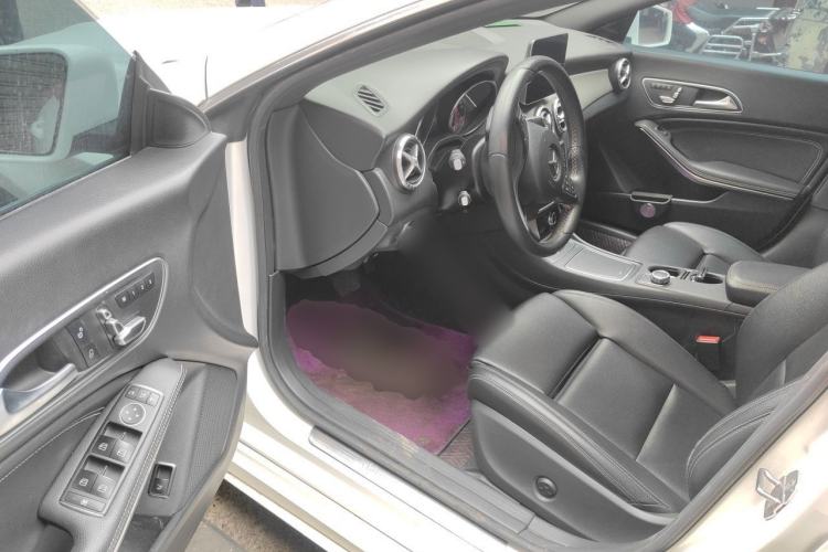 Used Mercedes-Benz CLA 2018 CLA 200 Style Edition Driver Seat