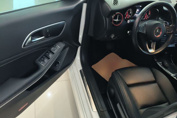 Used Mercedes-Benz CLA 2018 CLA 200 Sport Edition Driver Seat