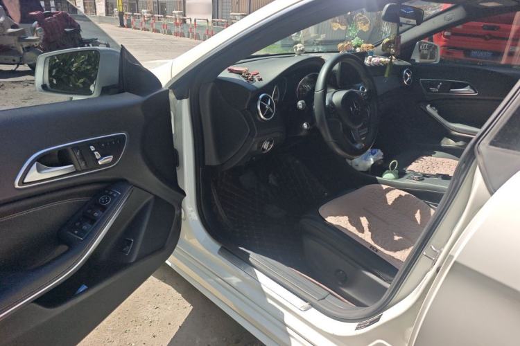 Used Mercedes-Benz CLA 2018 CLA 200 Style Edition Driver Seat