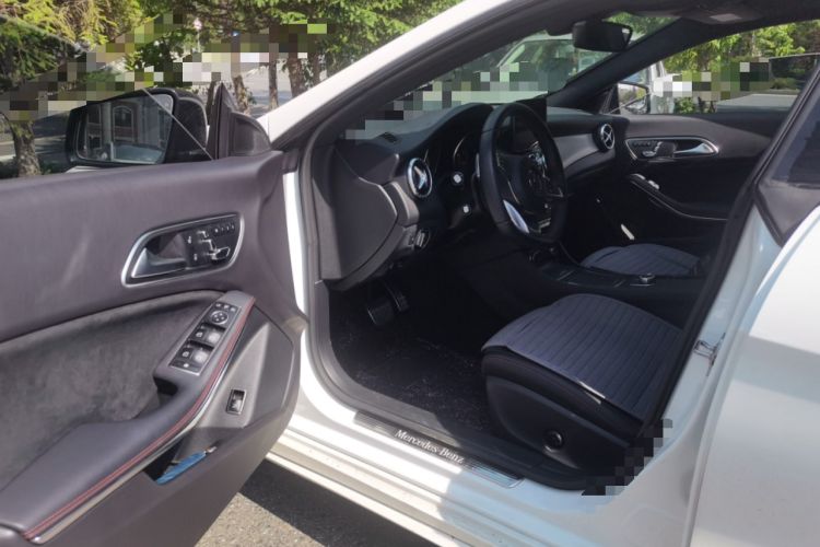 Used Mercedes-Benz CLA 2018 CLA 220 4MATIC Driver Seat
