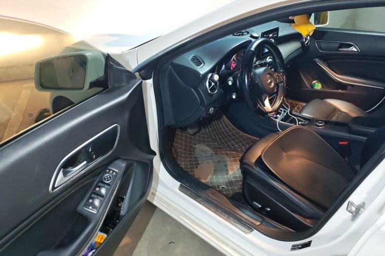 Used Mercedes-Benz CLA 2018 CLA 200 Sport Edition Driver Seat