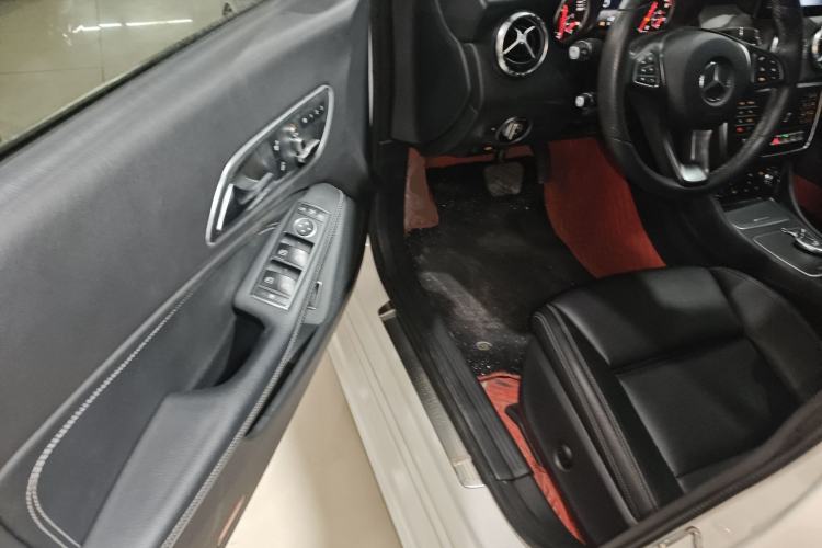 Used Mercedes-Benz CLA 2018 CLA 200 Style Edition Driver Seat