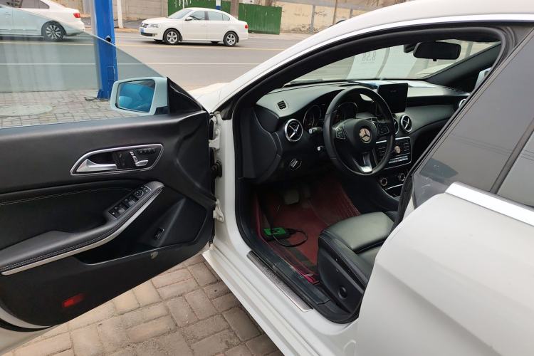 Used Mercedes-Benz CLA 2018 CLA 200 Style Edition Driver Seat