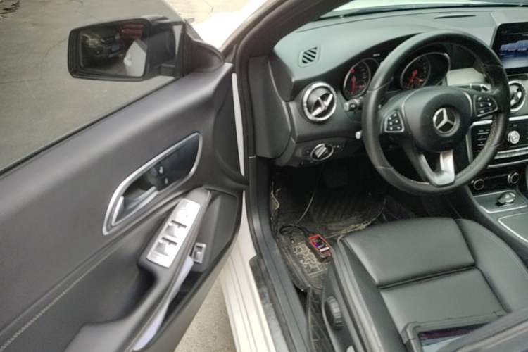 Used Mercedes-Benz CLA 2018 CLA 200 Sport Edition Driver Seat