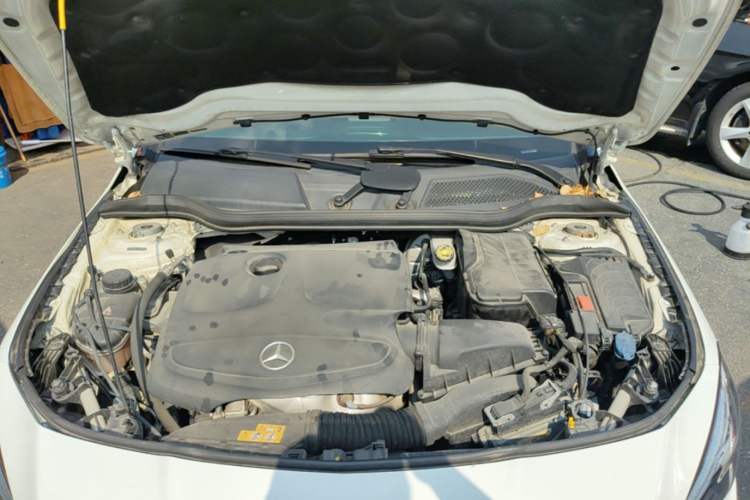 Used Mercedes-Benz CLA 2018 CLA 220 4MATIC Engine Bay