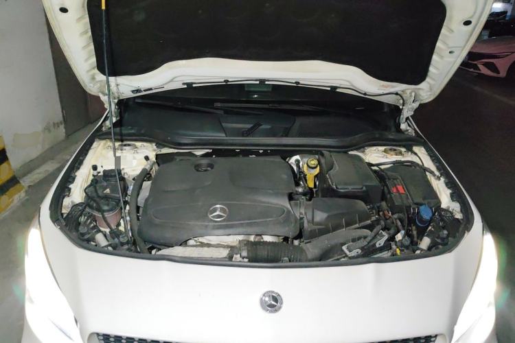 Used Mercedes-Benz CLA 2018 CLA 220 4MATIC Engine Bay