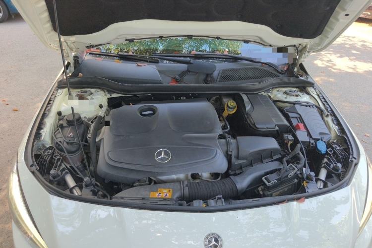 Used Mercedes-Benz CLA 2018 CLA 220 4MATIC Engine Bay