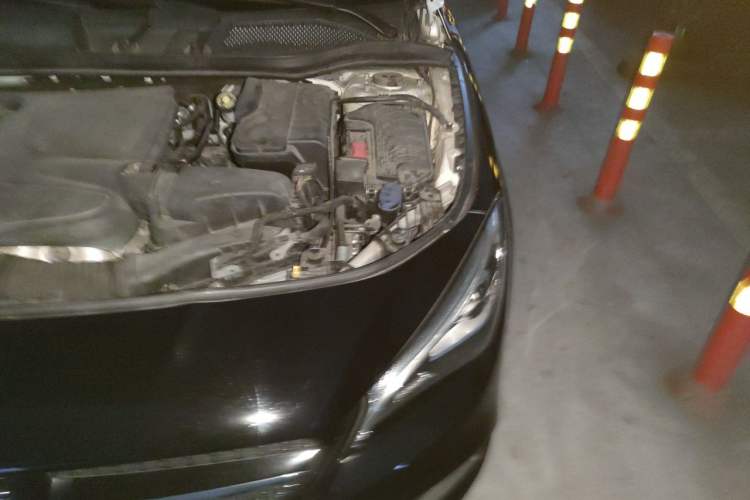 Used Mercedes-Benz CLA 2018 CLA 220 4MATIC Engine Bay Left