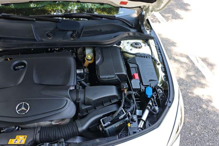 Used Mercedes-Benz CLA 2018 CLA 220 4MATIC Engine Bay Left